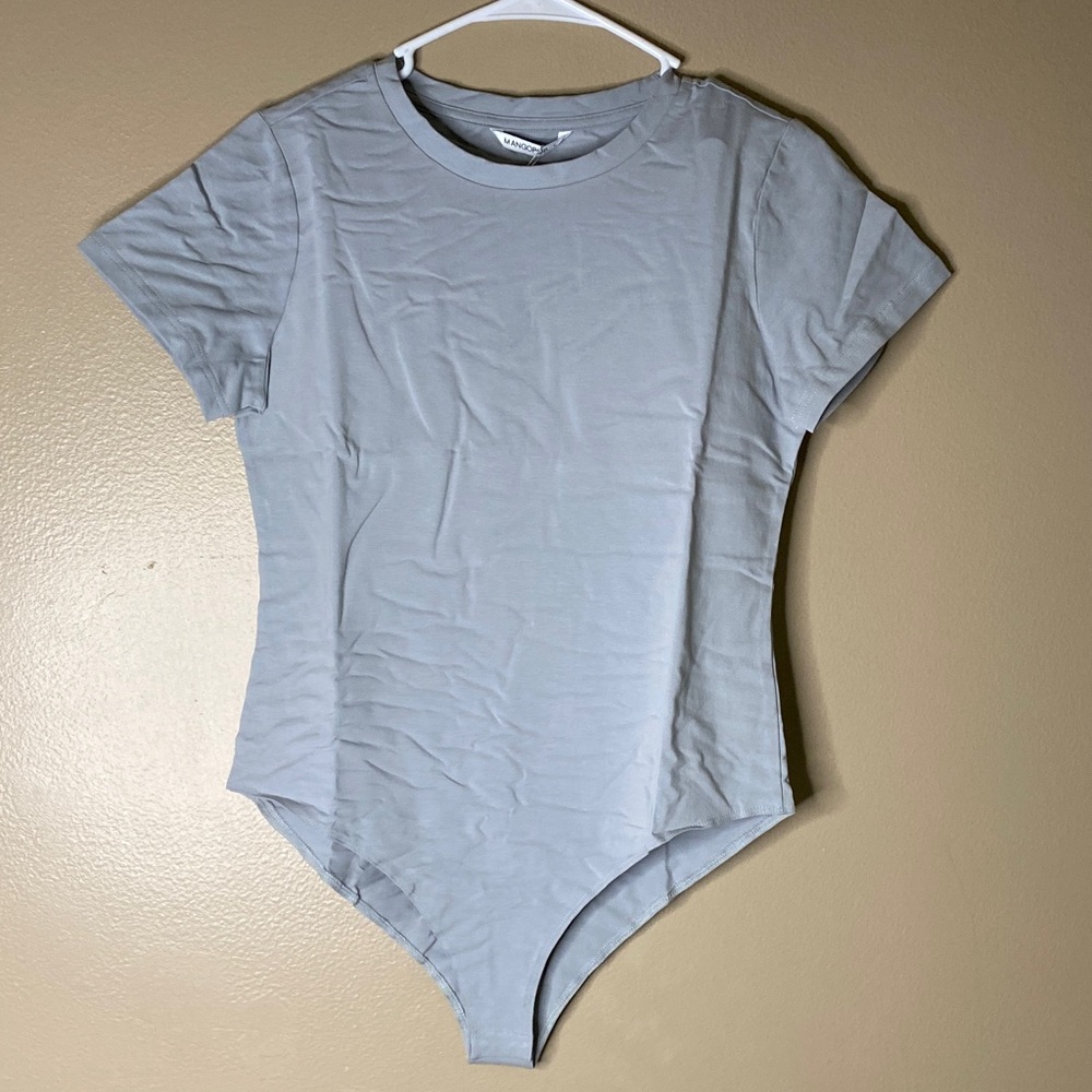 Mangopop‎ Soft Gray Short Sleeve Bodysuit